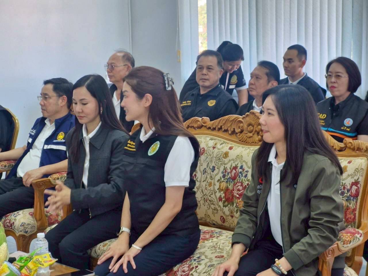 title - ส.ป.ก.ร่วมติดตามรัฐมนตรีช่วยว่าการกระทรวงเกษตรและสหกรณ์ (นางสาวปิยะรัฐชย์ ติยะไพรัช) ลงพื้นที่การตรวจราชการในอำเภอสวรรคโลก อำเภอกงไกรลาศ อำเภอศรีสําโรง และอำเภอเมืองจังหวัดสุโขทัย